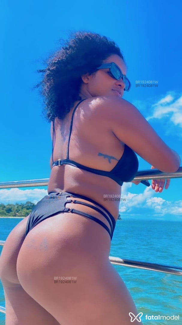Acompanhante mulher morena (o) de olhos pretos em Jequié Acompanhante mulher morena (o) de olhos pretos em Jequié - Gabi Paim