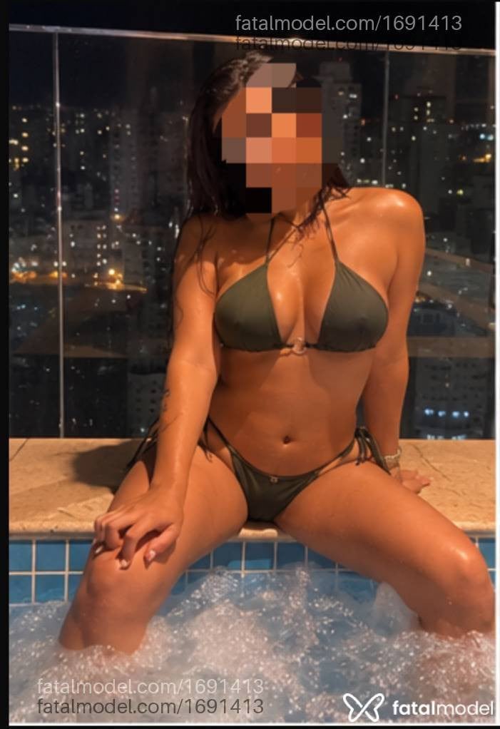 Acompanhante mulher morena (o) de olhos castanhos - Ysa