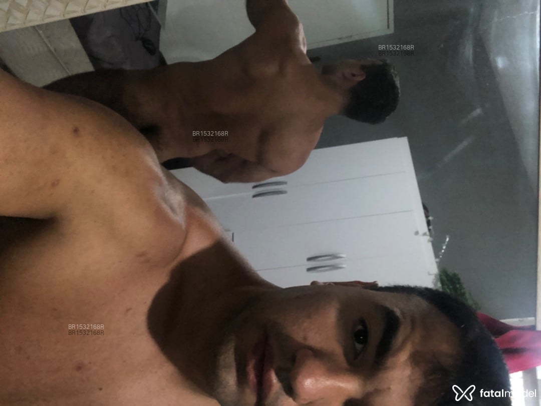 Acompanhante homem morena (o) de olhos castanhos em Rio de Janeiro Acompanhante homem morena (o) de olhos castanhos em Rio de Janeiro - Agnaldo