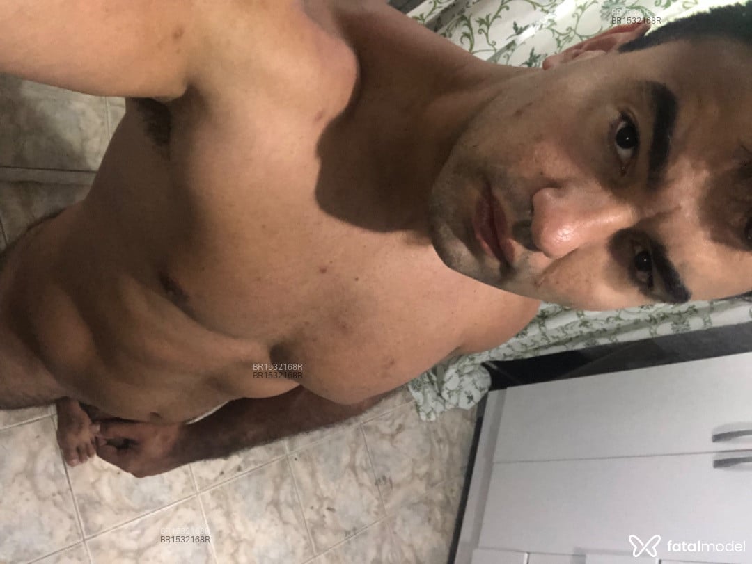 Acompanhante homem morena (o) de olhos castanhos em Rio de Janeiro Acompanhante homem morena (o) de olhos castanhos em Rio de Janeiro - Agnaldo