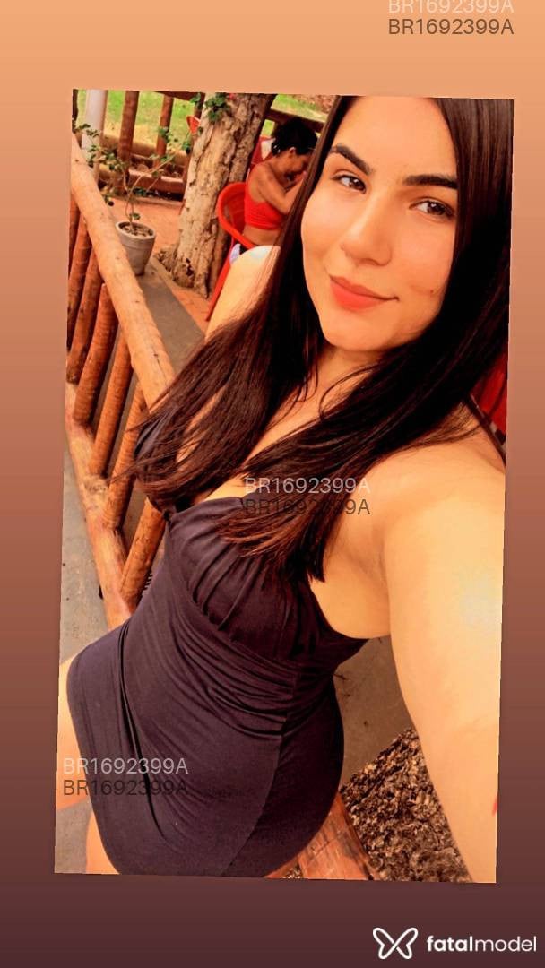 Acompanhante mulher com cabelo castanho de olhos castanhos em Lucas do Rio Verde - Maria Borges