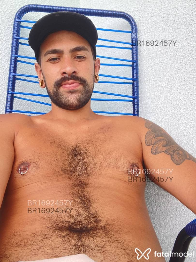 Acompanhante homem morena (o) de olhos castanhos em Florianópolis - Roberth
