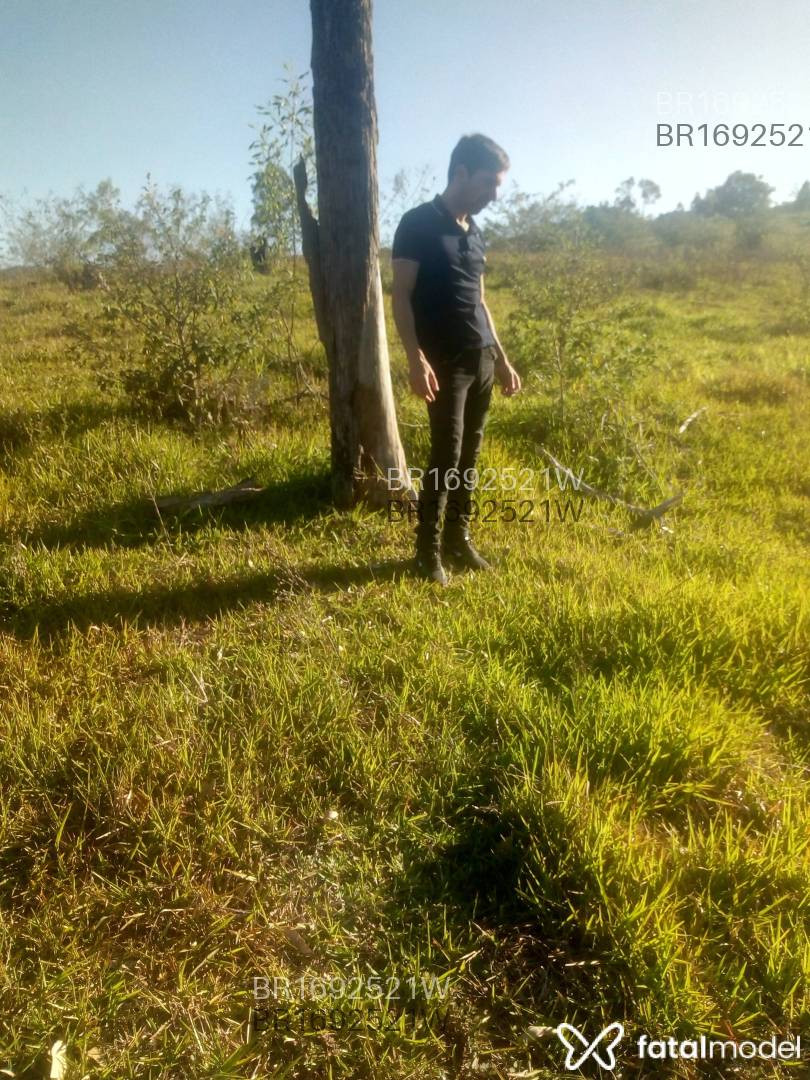 Acompanhante homem morena (o) de olhos castanhos em Tubarão - Vanio