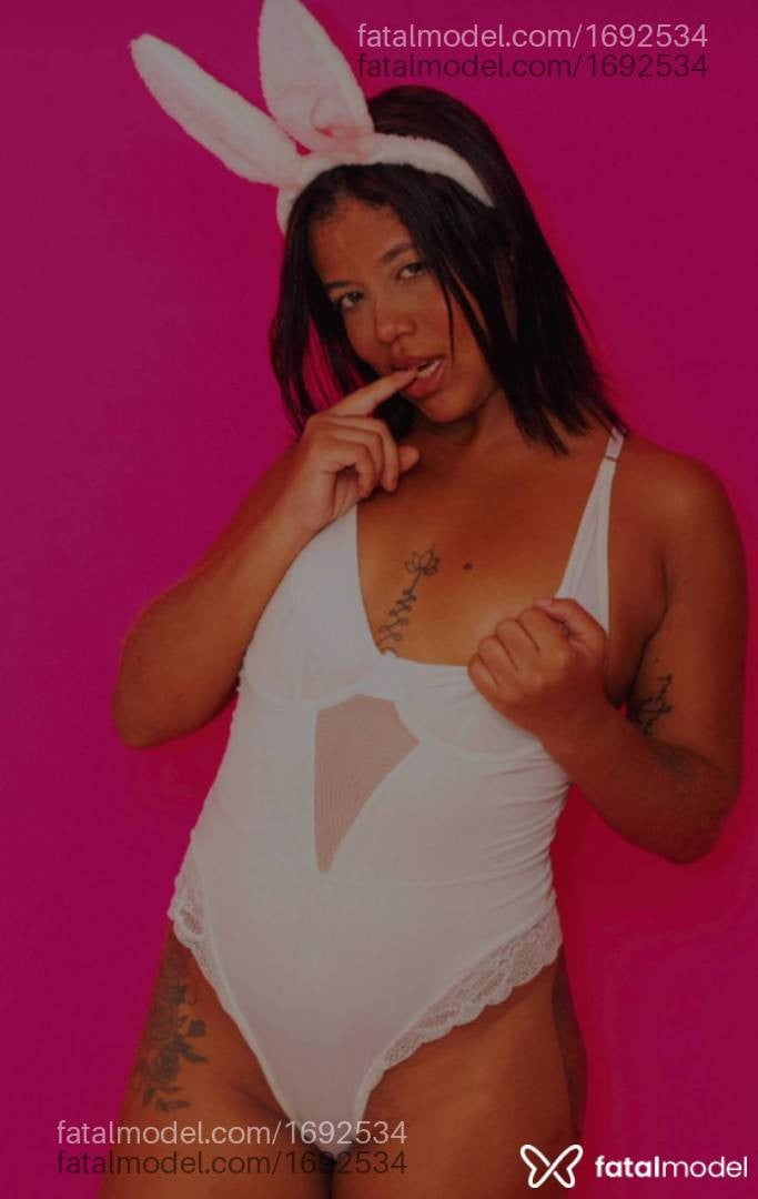 Acompanhante mulher morena (o) de olhos castanhos - Lara Costé Acompanhante mulher morena (o) de olhos castanhos - Lara Costé