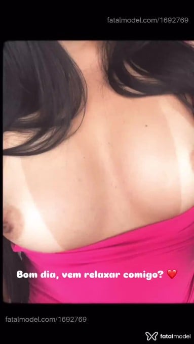 Acompanhante mulher morena (o) de olhos pretos em Goiânia - Júlia