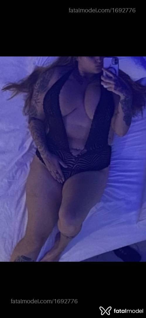 Acompanhante mulher loira (o) de olhos pretos em Porto Alegre - Alana Santorini