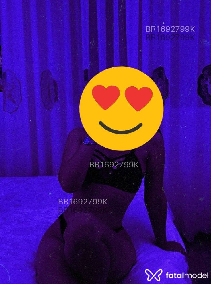 Acompanhante mulher com cabelo castanho de olhos pretos em Belém - Fernanda