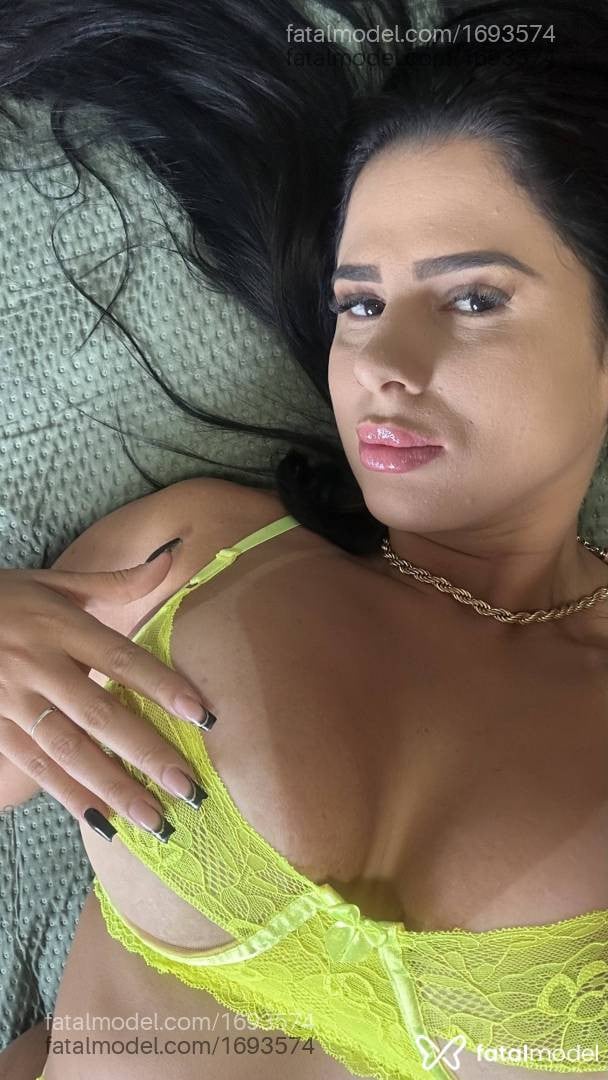 Acompanhante mulher morena (o) de olhos pretos - Jéssica