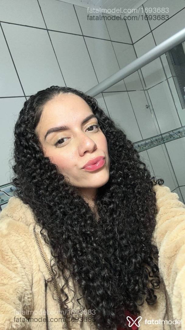 Acompanhante mulher morena (o) de olhos castanhos - Luma lopes
