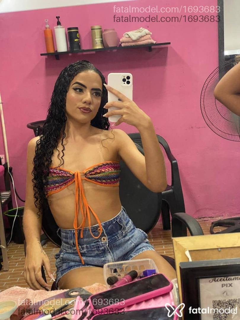 Acompanhante mulher morena (o) de olhos castanhos - Luma lopes