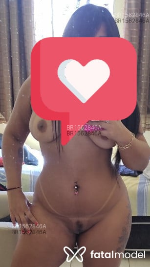 Acompanhante mulher com cabelo castanho de olhos castanhos em Belo Horizonte Acompanhante mulher com cabelo castanho de olhos castanhos em Belo Horizonte - Letícia