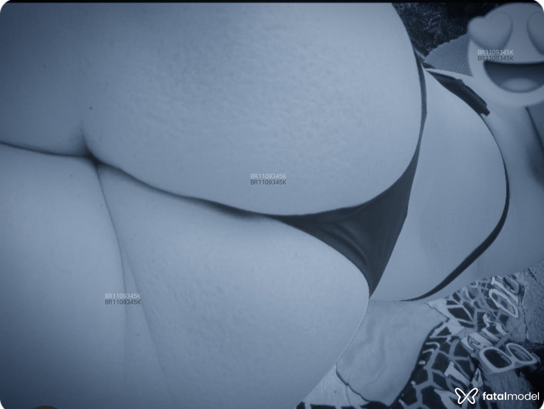 Acompanhante mulher loira (o) de olhos verdes - Bianca