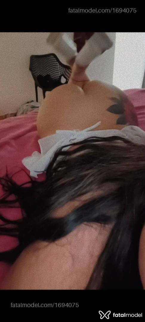 Acompanhante mulher loira (o) de olhos castanhos - Melissa Antonelli
