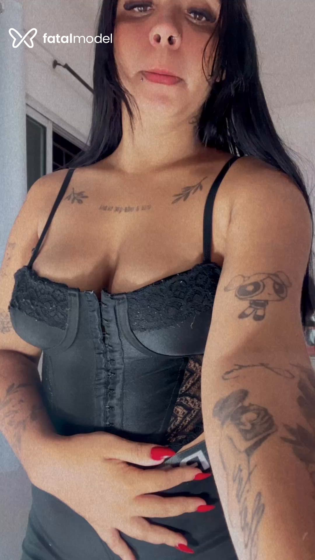 Acompanhante mulher morena (o) de olhos castanhos em Virtual Acompanhante mulher morena (o) de olhos castanhos em Virtual - Jasmyn