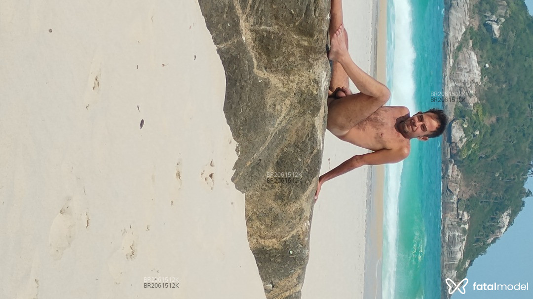 Acompanhante homem morena (o) de olhos pretos em Rio de Janeiro Acompanhante homem morena (o) de olhos pretos em Rio de Janeiro - Tonny