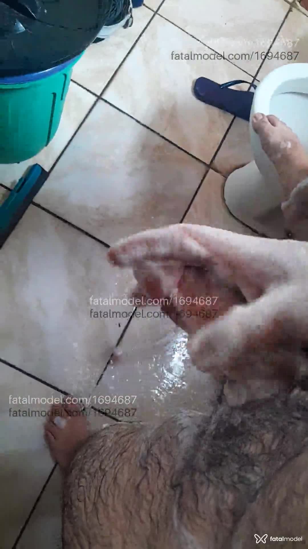 Acompanhante homem com cabelo castanho de olhos castanhos - Felipão Acompanhante homem com cabelo castanho de olhos castanhos - Felipão