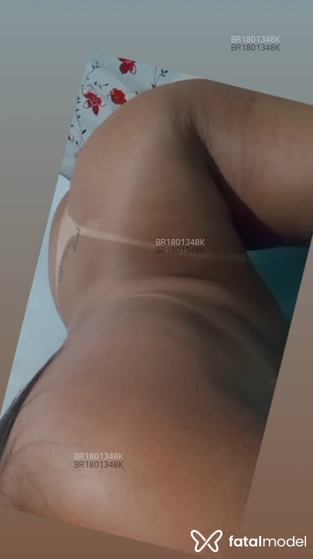 Acompanhante mulher morena (o) de olhos pretos em Barra - Juuh Marques