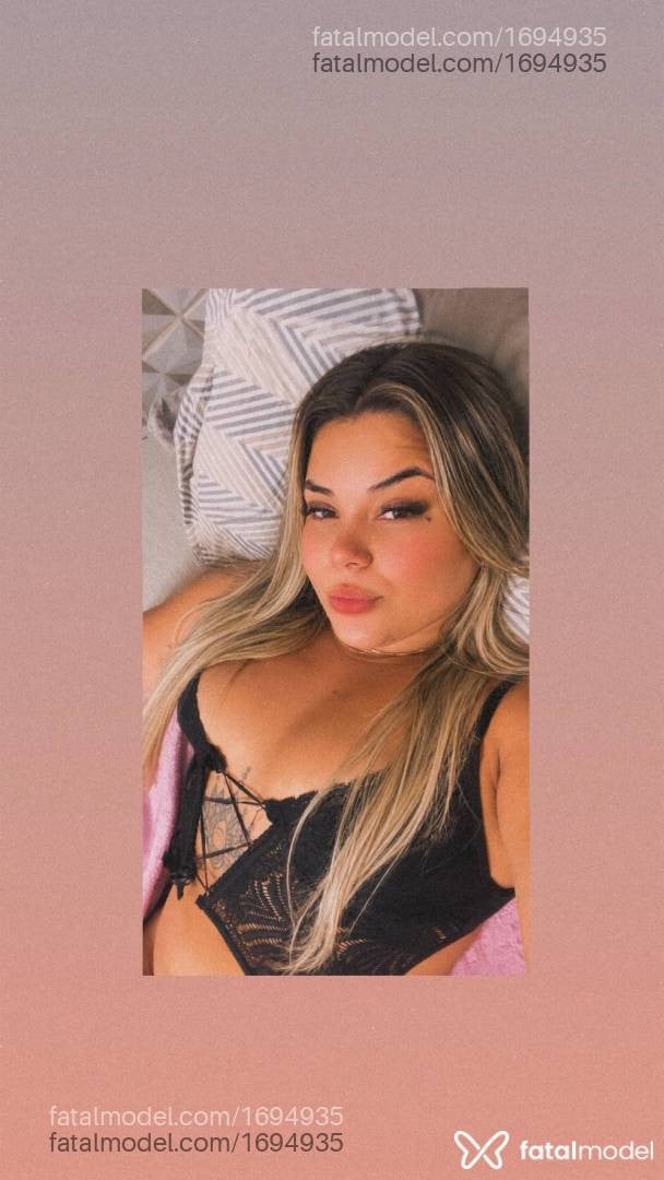 Acompanhante mulher loira (o) de olhos pretos em Governador Valadares - Ana Clara