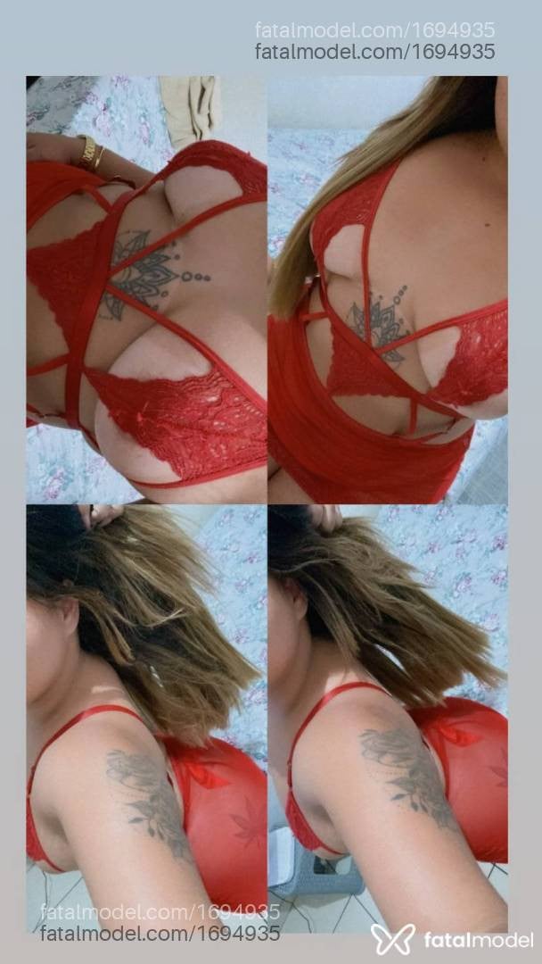 Acompanhante mulher loira (o) de olhos pretos - Jade Bella