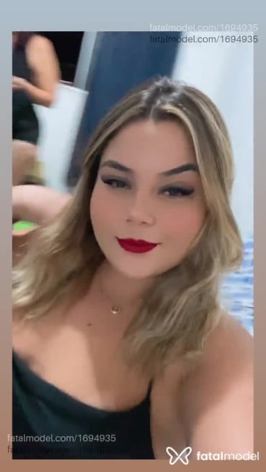 Acompanhante mulher loira (o) de olhos pretos em São Mateus - Ana Clara