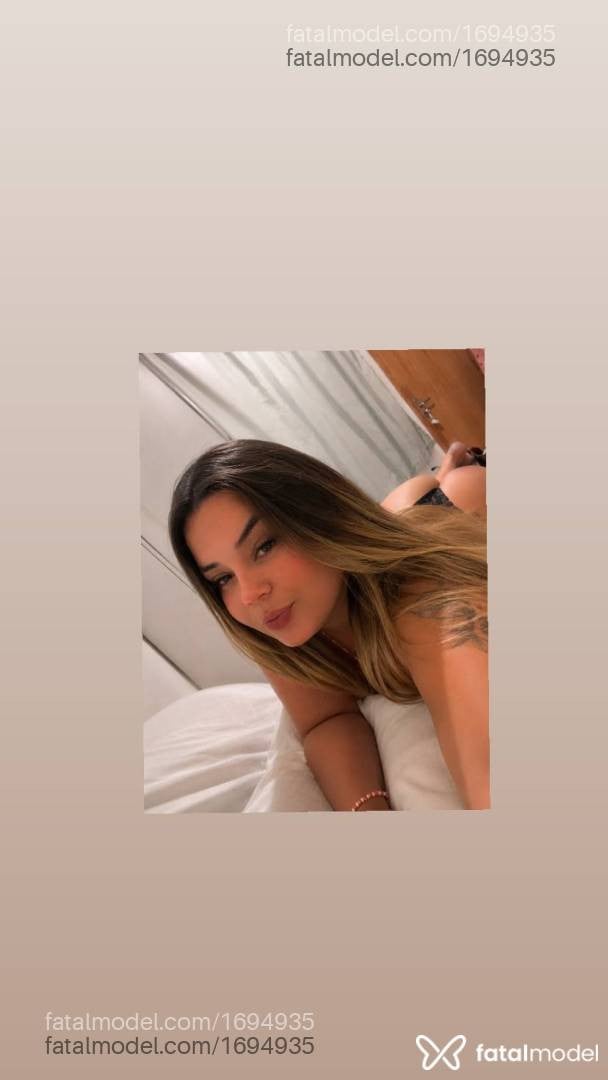 Acompanhante mulher loira (o) de olhos pretos em Governador Valadares - Ana Clara