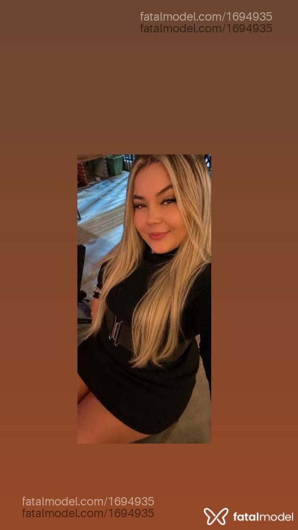 Acompanhante mulher loira (o) de olhos pretos em Governador Valadares - Ana Clara