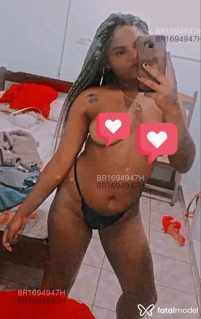 Acompanhante mulher com cabelo castanho de olhos pretos em Uberaba - Jady Rodrigues
