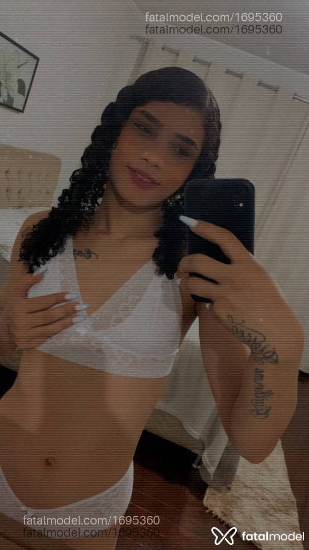 Acompanhante mulher morena (o) de olhos castanhos em Alfenas - Isis Alencar