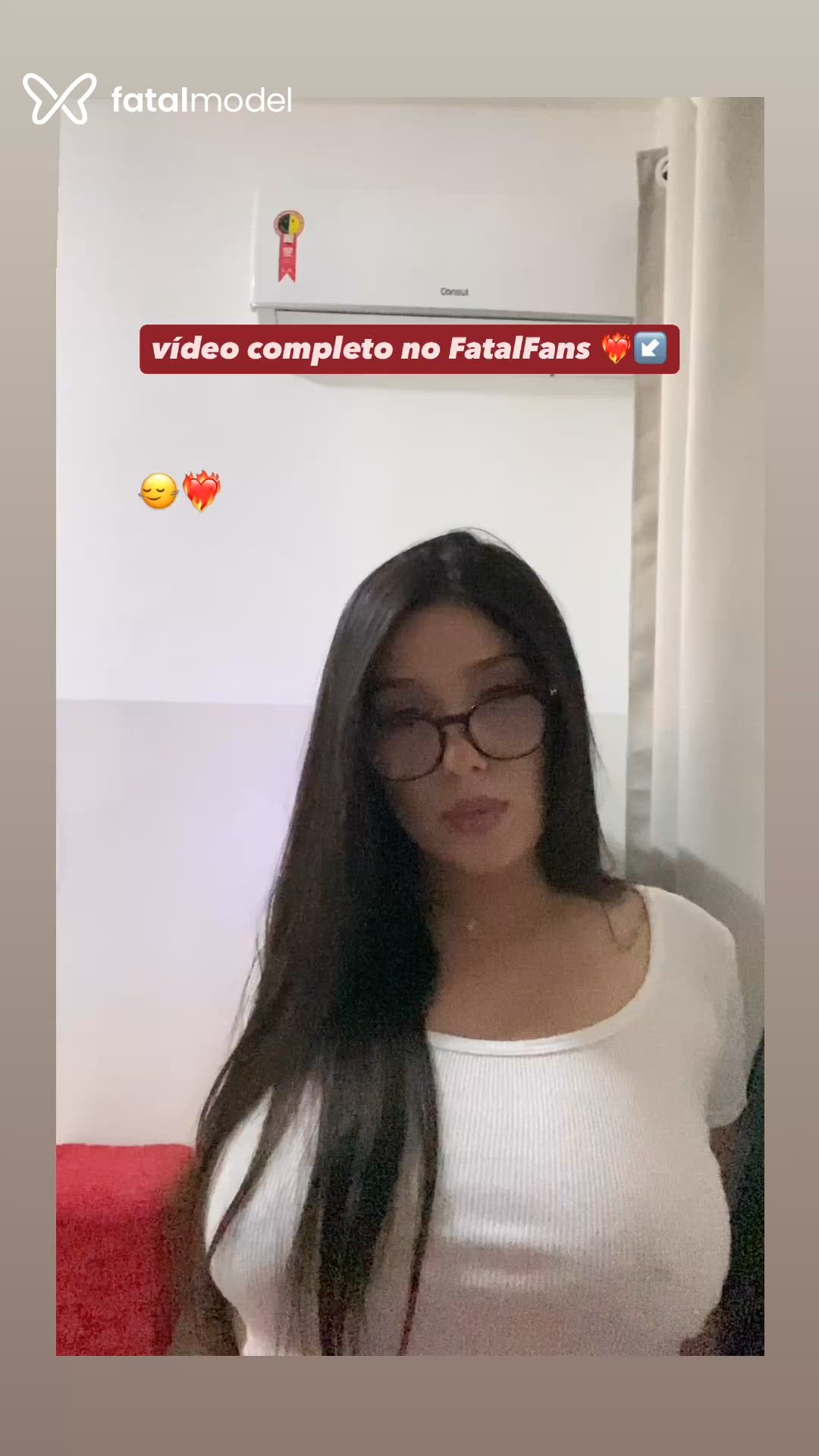 Acompanhante mulher com cabelo castanho de olhos castanhos em Joinville Acompanhante mulher com cabelo castanho de olhos castanhos em Joinville - Luana Oliveira