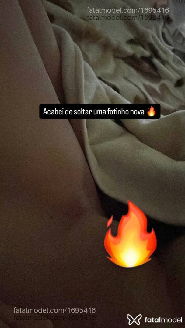 Acompanhante mulher com cabelo castanho de olhos castanhos - Luana Oliveira