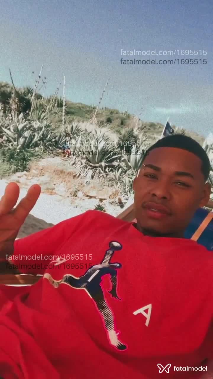 Acompanhante homem morena (o) de olhos pretos em Armação dos Búzios - Filipee pretinho