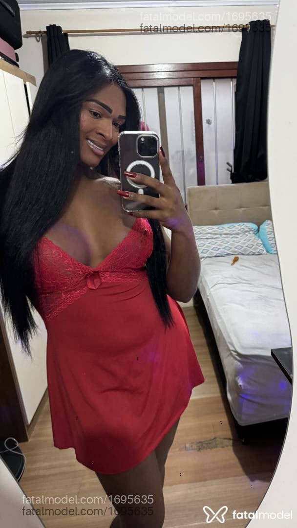 Acompanhante travesti morena (o) de olhos castanhos - Fernanda castro