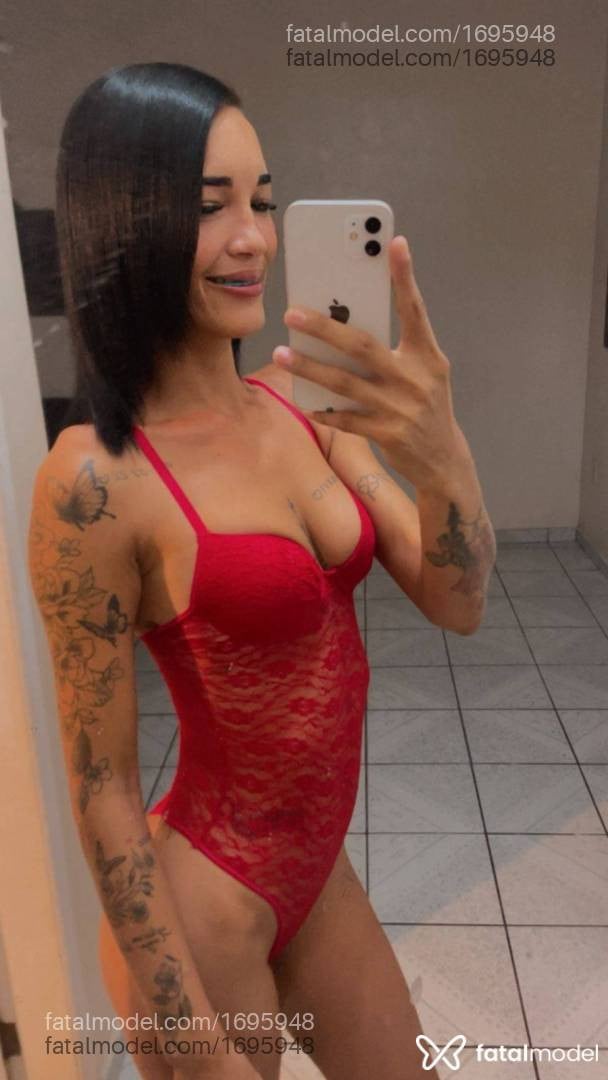 Acompanhante mulher morena (o) de olhos castanhos em Macaé - Natasha