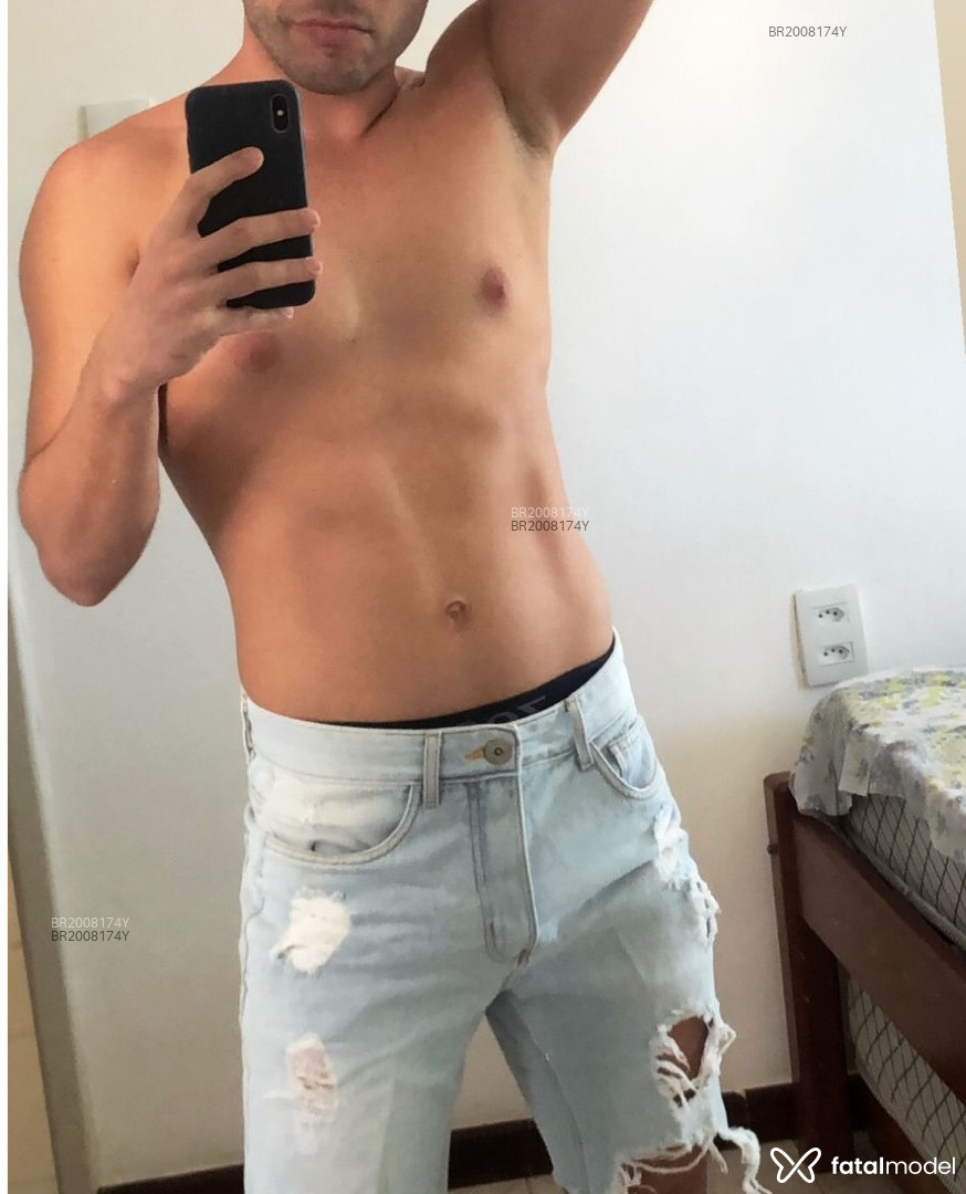 Acompanhante homem com cabelo castanho de olhos castanhos em Salvador - Cpl