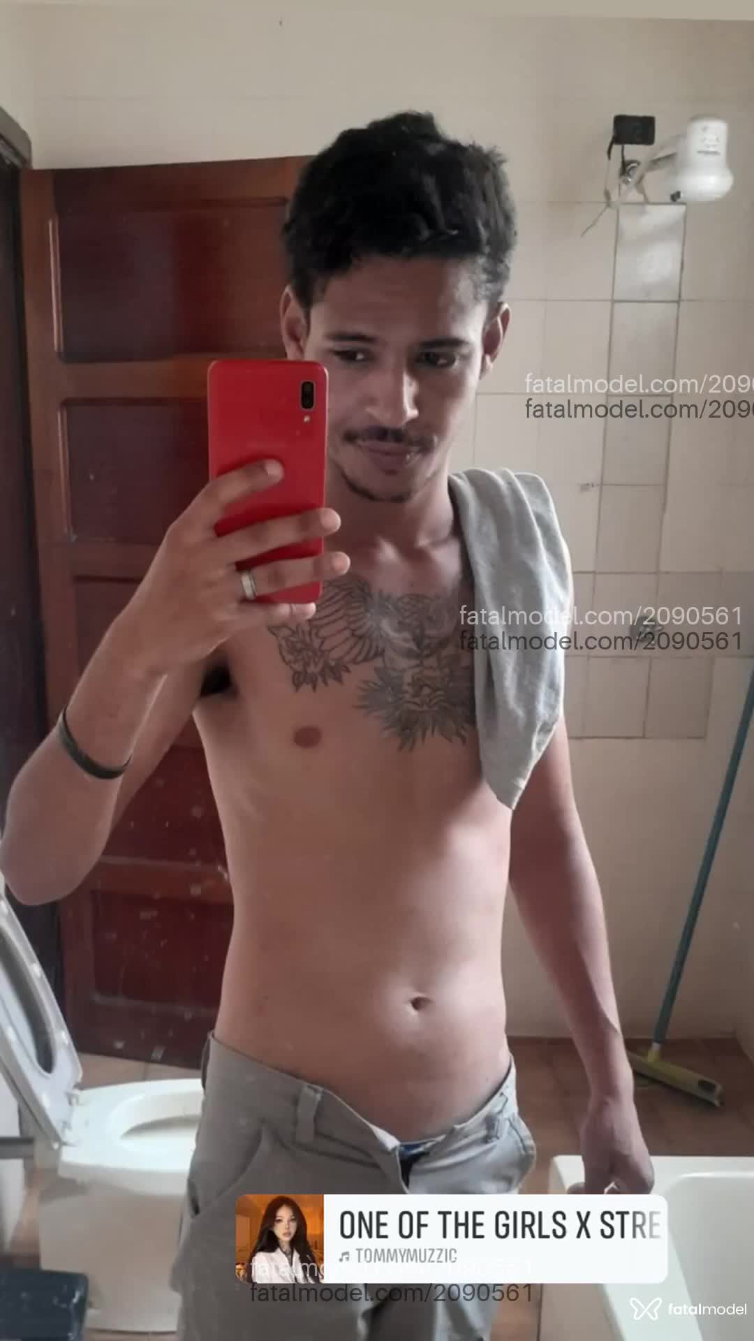 Acompanhante homem com cabelo castanho de olhos castanhos em Caetité Acompanhante homem com cabelo castanho de olhos castanhos em Caetité - Baiano