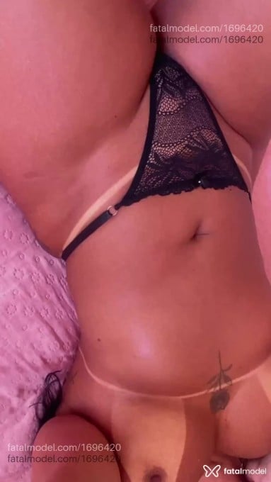 Acompanhante mulher morena (o) de olhos mel em Natal Acompanhante mulher morena (o) de olhos mel em Natal - MELLISA BRASIL