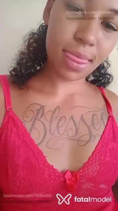 Acompanhante mulher morena (o) de olhos castanhos em Nova Venécia - Eloiza Eloy