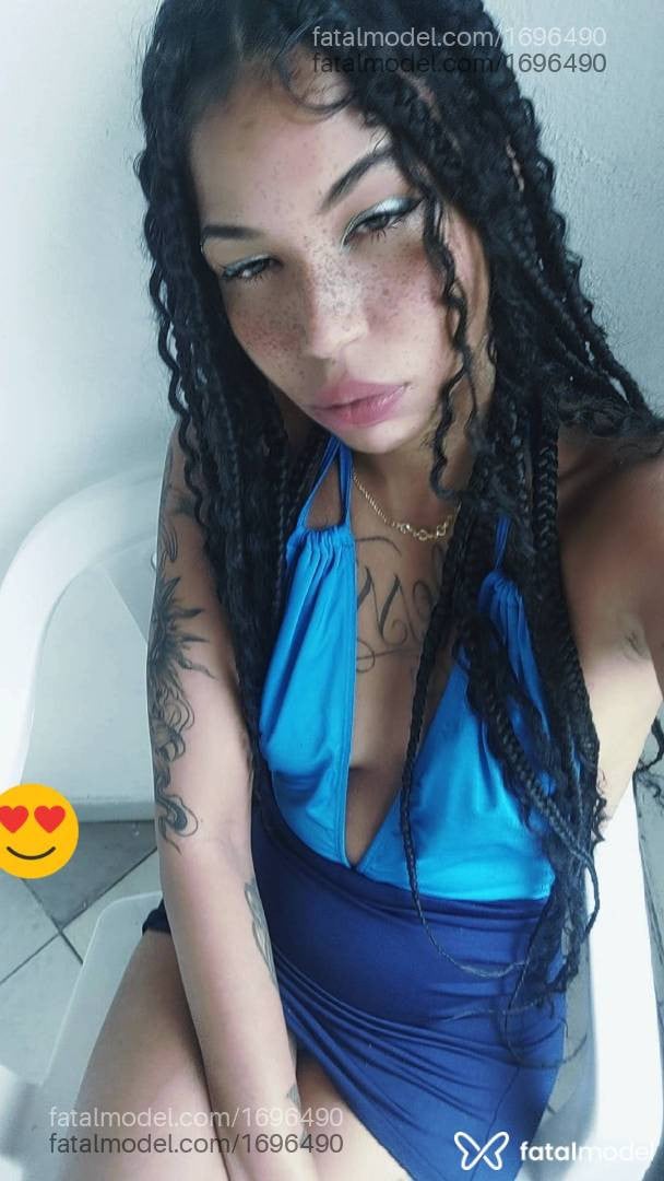 Acompanhante mulher morena (o) de olhos castanhos - Eloiza Eloy