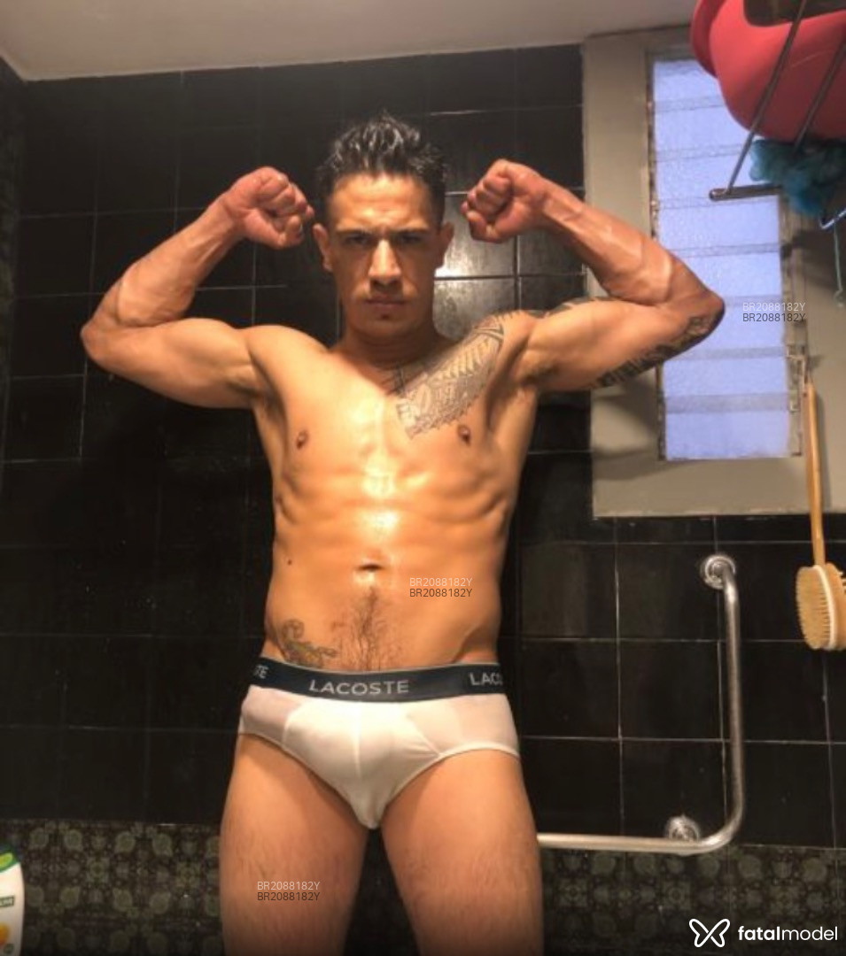 Acompanhante homem morena (o) de olhos castanhos em Goiânia - Kaike