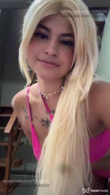 Acompanhante mulher loira (o) de olhos pretos em Balneário Camboriú - Lauanda