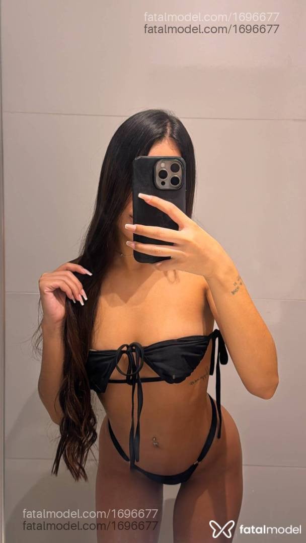 Acompanhante mulher morena (o) de olhos castanhos em Nova Serrana - Ayla