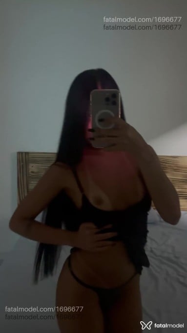 Acompanhante mulher morena (o) de olhos castanhos em Nova Serrana - Ayla
