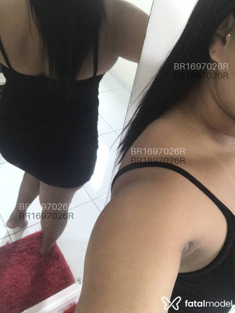 Acompanhante mulher com cabelo castanho de olhos castanhos em Aracaju Acompanhante mulher com cabelo castanho de olhos castanhos em Aracaju - Laís Bonifácio