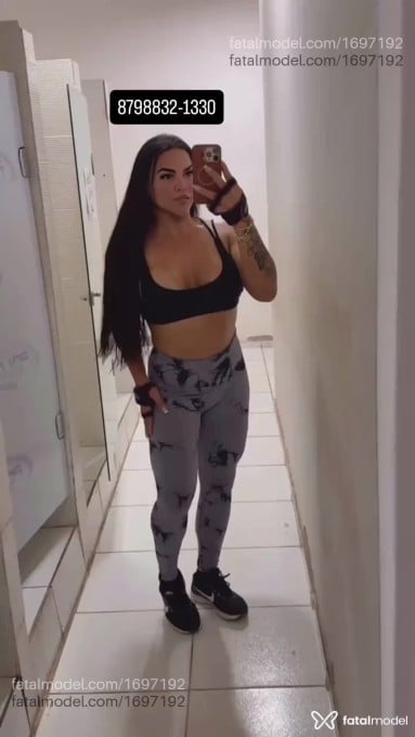 Acompanhante mulher trans com cabelo castanho de olhos castanhos em Petrolina - Danielly