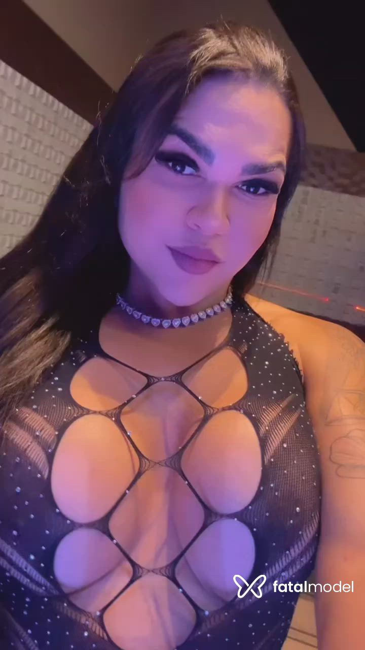 Acompanhante mulher trans com cabelo castanho de olhos castanhos - Danielly