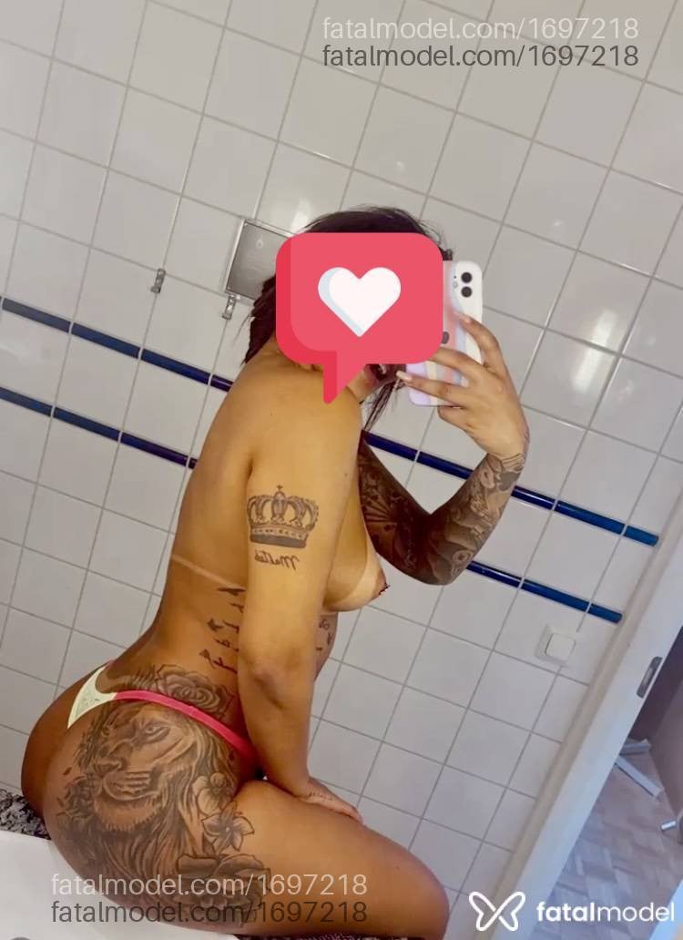 Acompanhante mulher com cabelo castanho de olhos castanhos - Bianca Borges
