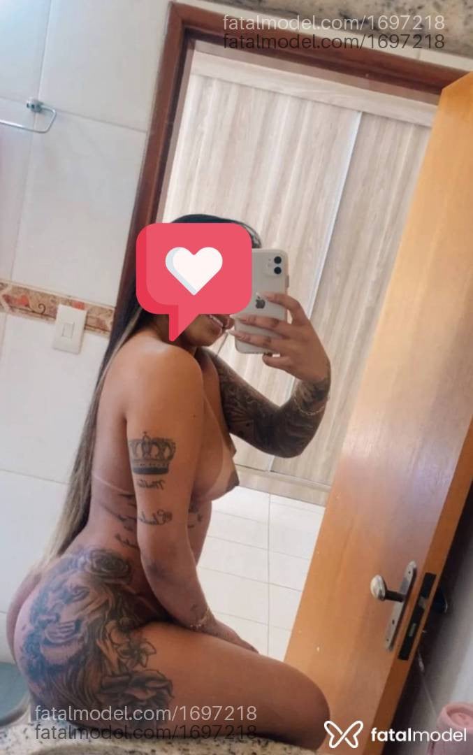 Acompanhante mulher com cabelo castanho de olhos castanhos - Bianca Borges