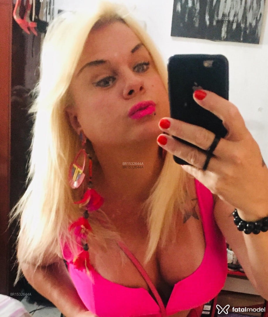 Acompanhante homem trans loira (o) de olhos azuis em Mogi Guaçu - Kelly campos