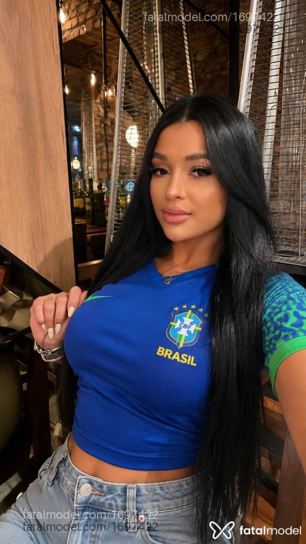 Acompanhante mulher morena (o) de olhos castanhos em Santo Ângelo - Lays