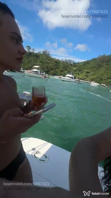 Acompanhante mulher morena (o) de olhos castanhos em Governador Valadares - Lays
